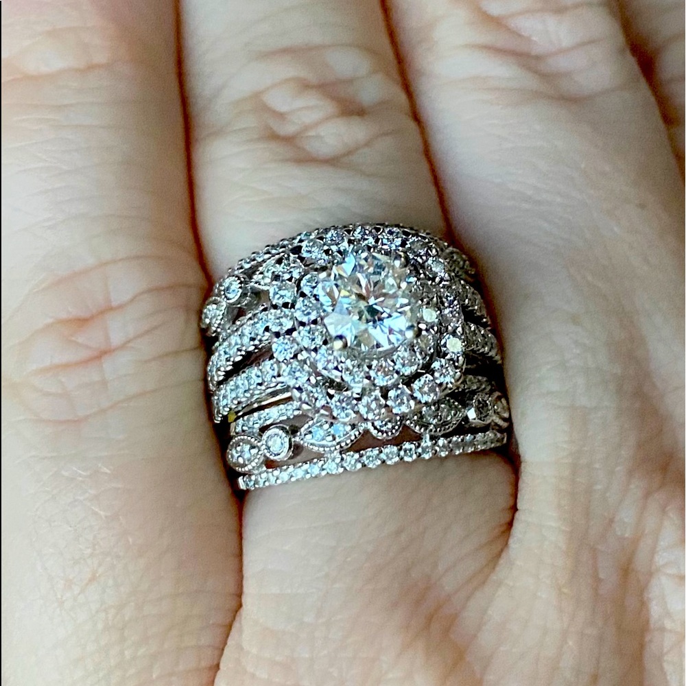 Halo engagement set